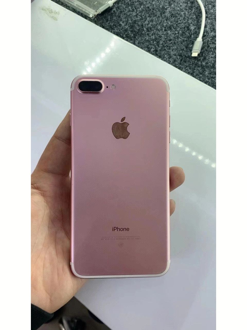 苹果7plus1661是什么版iphone7plus的屏幕参数